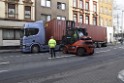 LKW gegen Bruecke wegen Rettungsgasse Koeln Muelheim P42